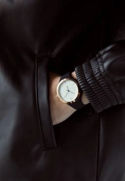 Bestpreis 🤩 Even&Odd Damen Uhr - Black ⌛ -SchuheKonig Geschaft 1950a900e9eb4d3ab109919176a38696