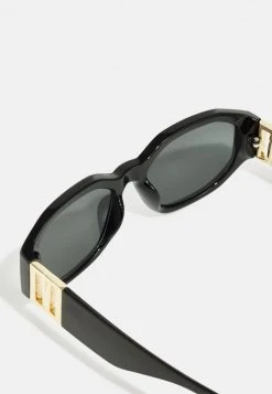 Am billigsten 😍 Even&Odd Sonnenbrille - Black | Damen ❤️ -SchuheKonig Geschaft 3fcfffb6b0064d7795c9f616bcee13c3