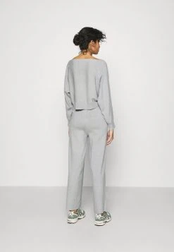 Großhandel ⭐ Even&Odd Damen SET BAT SHAPE LOUNGE - Strickpullover - Mottled Light Grey 💯 -SchuheKonig Geschaft 4a660d3565654a12ad89e6335089918a