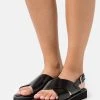 Beste Bewertungen von ⌛ Even&Odd Damen Plateausandalette - Black ✔️ -SchuheKonig Geschaft 4c7865367eb043ca9a4614de9473df61