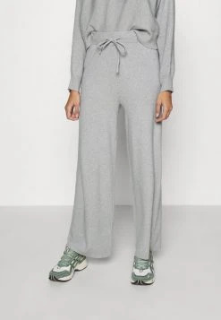 Großhandel ⭐ Even&Odd Damen SET BAT SHAPE LOUNGE - Strickpullover - Mottled Light Grey 💯 -SchuheKonig Geschaft 84156de71f384826bc25c1b738c60d72