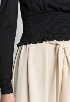 Auslauf ⌛ Even&Odd Damen SHIRRING DETAIL LONG SLEEVE CROP WITH GATHER - Langarmshirt - Black 👍 -SchuheKonig Geschaft 88e66fbdacd742699995c51e3e12c855