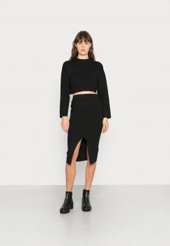 Am billigsten ⭐ Even&Odd Damen SET SKIRT AND CROPPED JUMPER - Strickpullover - Black ❤️